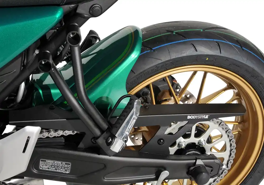 Beliebt BODYSTYLE Sportsline Hinterradabdeckung mit Alu-Kettenschutz ABS Kunststoff schwarz/rot für KAWASAKI Z650 RS