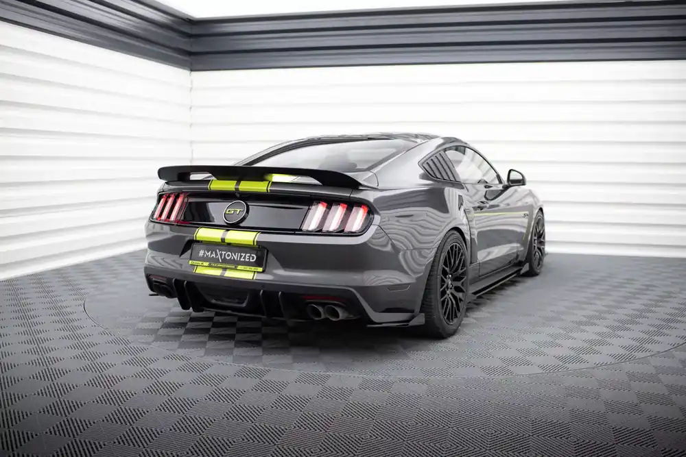 Geprüft Hintere Seiten Flaps passend für Ford Mustang GT Mk6