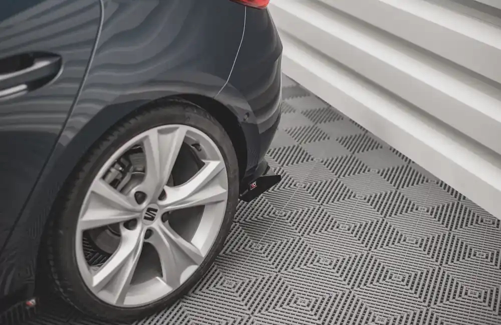 Hintere Seiten Flaps passend für Seat Leon FR Hatchback Mk4 Begrenztes Angebot