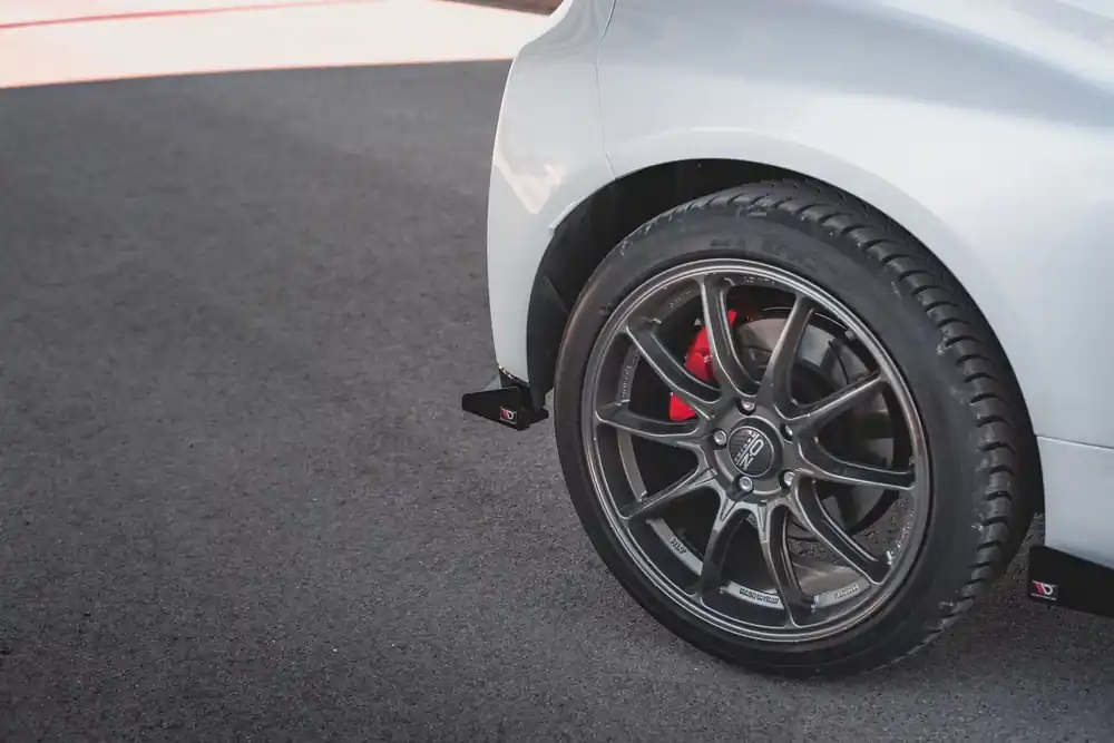 Hintere Seiten Flaps passend für Toyota GR Yaris Mk4 Wochenendangebot