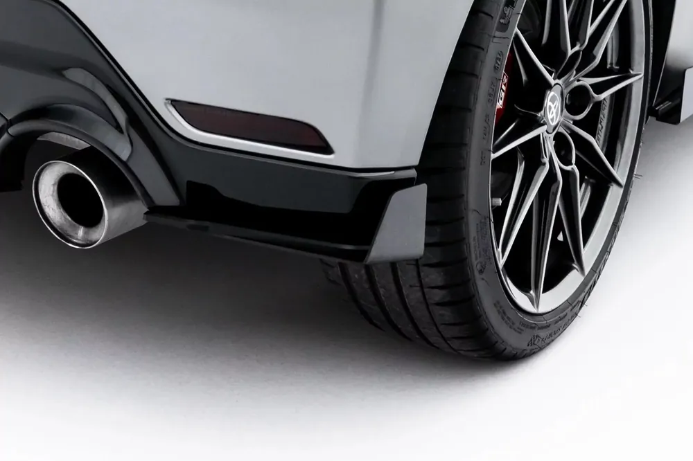 Hintere Seiten Flaps passend für Toyota GR Yaris Mk4 Facelift Expressversand