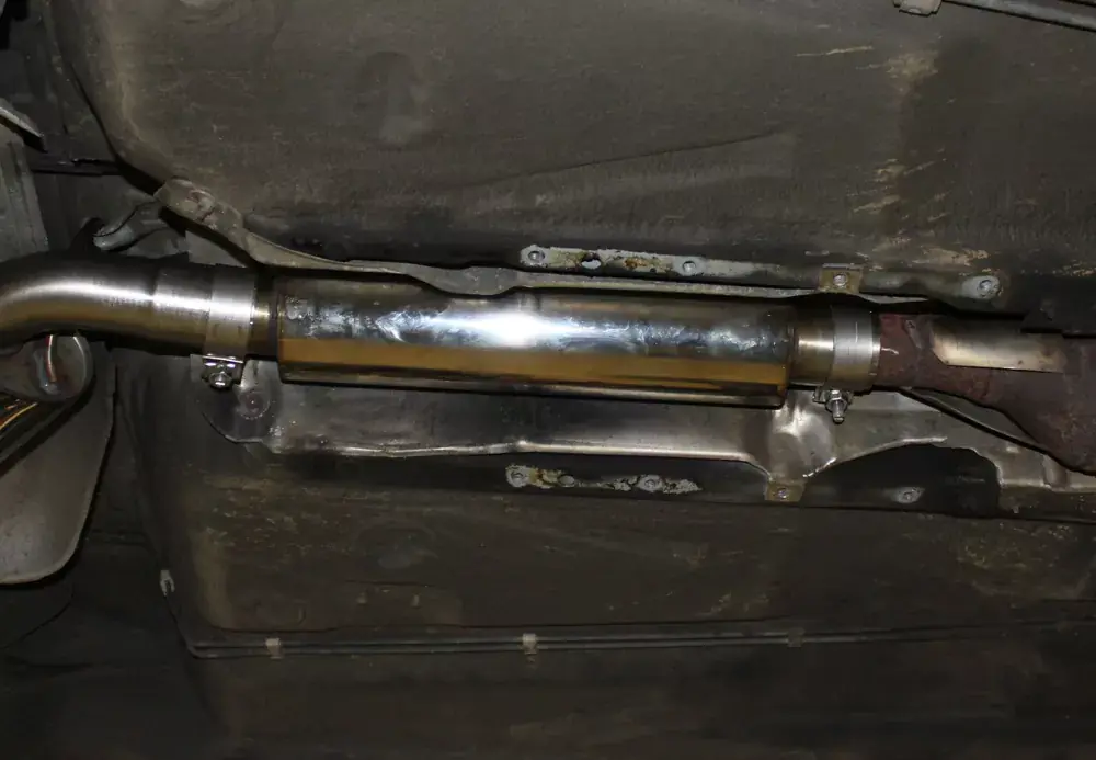 Neuheit Vorschalldämpfer passend für Audi 80/90 Typ 89 B3 B4