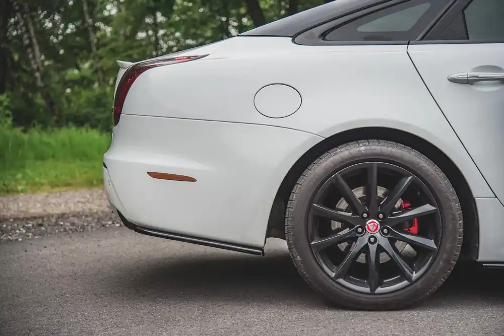 Aktuell Heck Ansatz Flaps Diffusor passend für Jaguar XJ R-Sport X351 Facelift