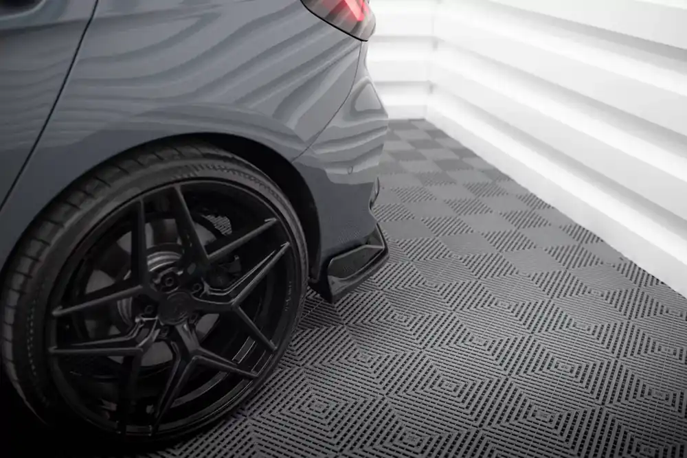 Jetzt Kaufen Heck Ansatz Flaps Diffusor V.4 passend für BMW 1er F40