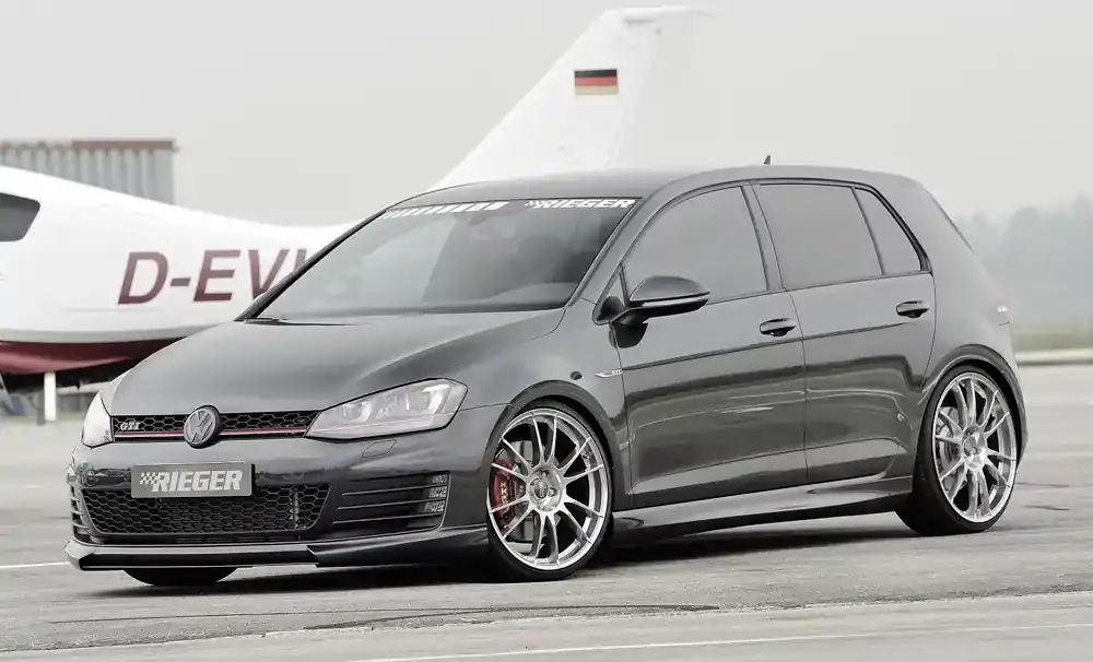 Abverkauf Rieger Spoilerlippe passend für VW Golf 7 GTI 3-tür. 04/13–12/16 (bis Facelift)