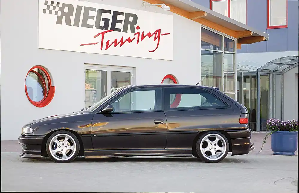 Rieger Seitenschweller links passend für Opel Astra F 5-tür. Sale