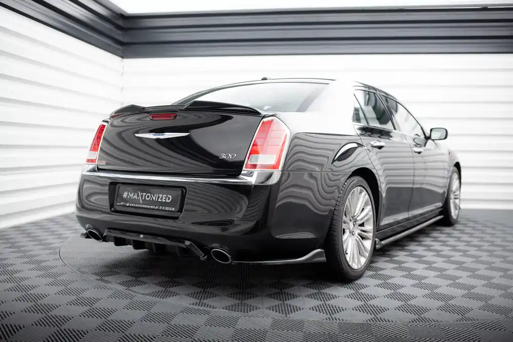 Highlight Mittlerer Cup Diffusor DTM Look passend für Chrysler 300 Mk2