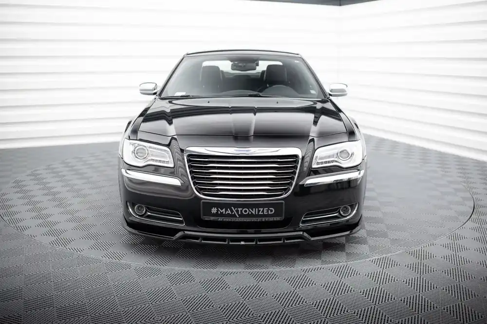 Front Ansatz passend für Chrysler 300 Mk2 Neue Ware