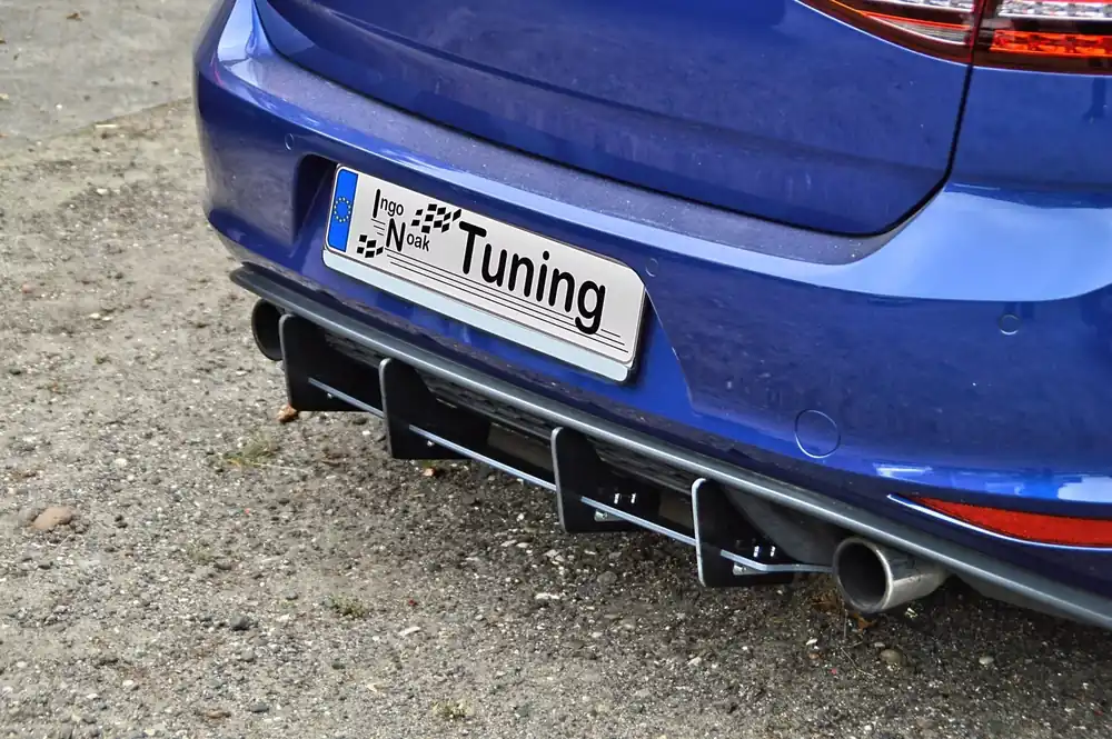 Gefräster Heckansatz mit Finnen passend für VW Golf 7 GTI + GTD Begrenztes Angebot