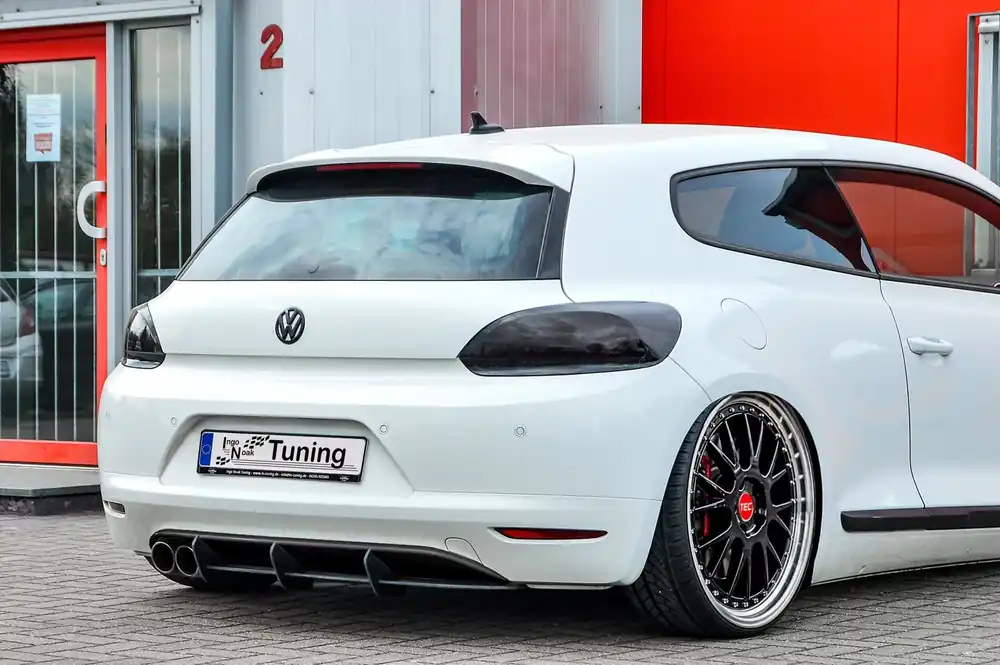 Jetzt Kaufen Gefräster Heckansatz mit Finnen passend für VW Scirocco 3