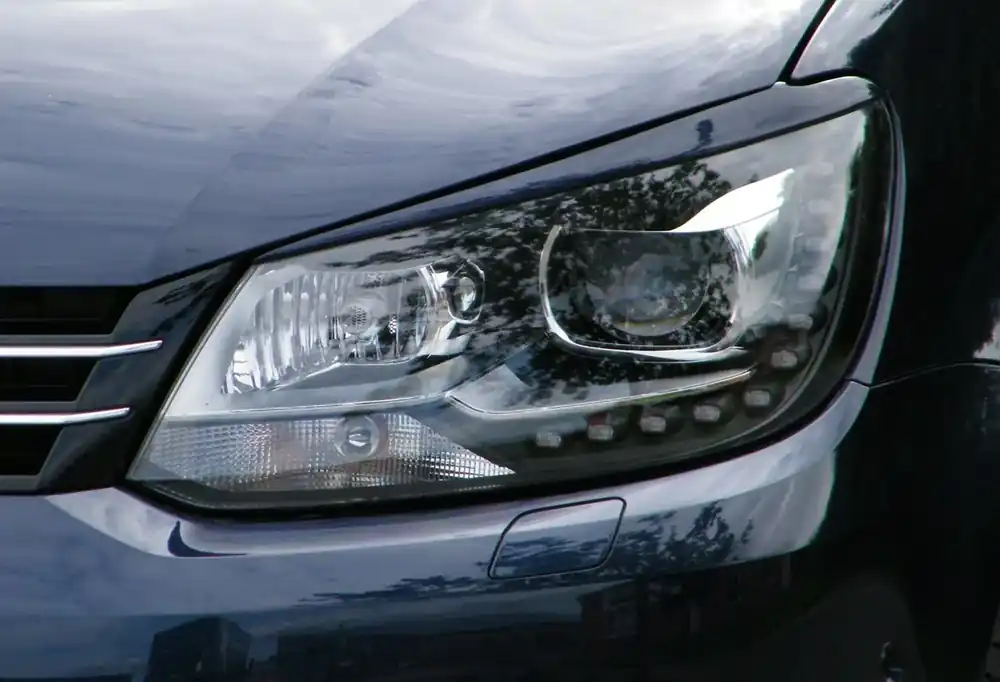 Scheinwerferblendensatz ABS passend für VW Caddy 2K mit Xenon Scheinwerfern Schneller Versand