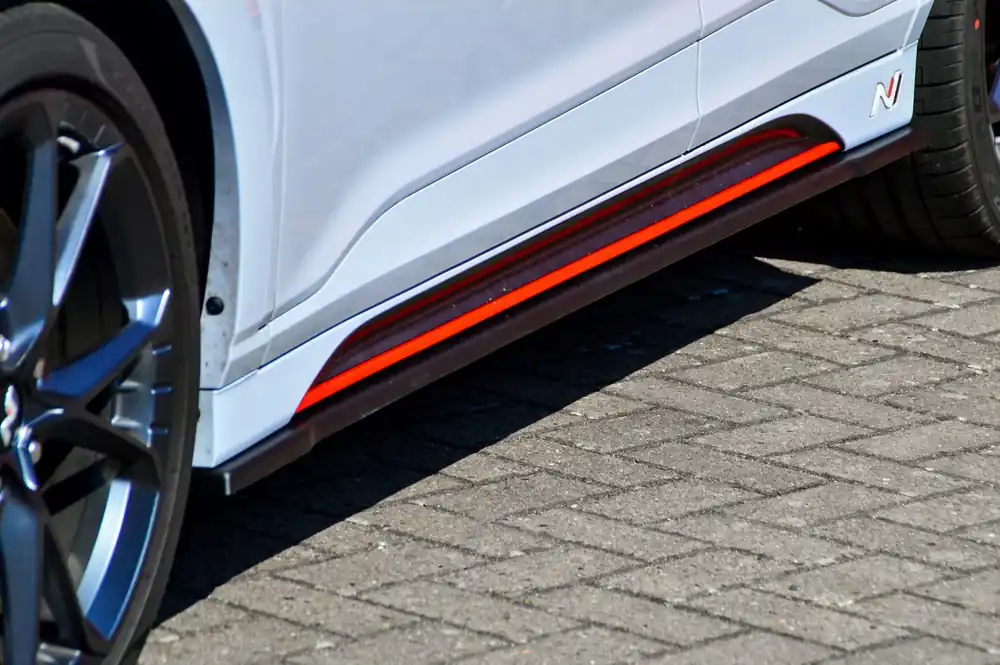 Markenprodukt CUP Seitenschweller passend für Hyundai Kona N / N-Line ab 2020