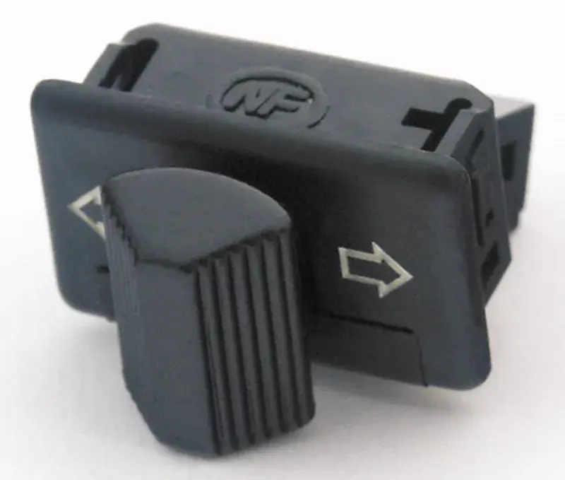 SHIN YO Blinkerschalter Universal passend für Quadarmatur Neue Ware
